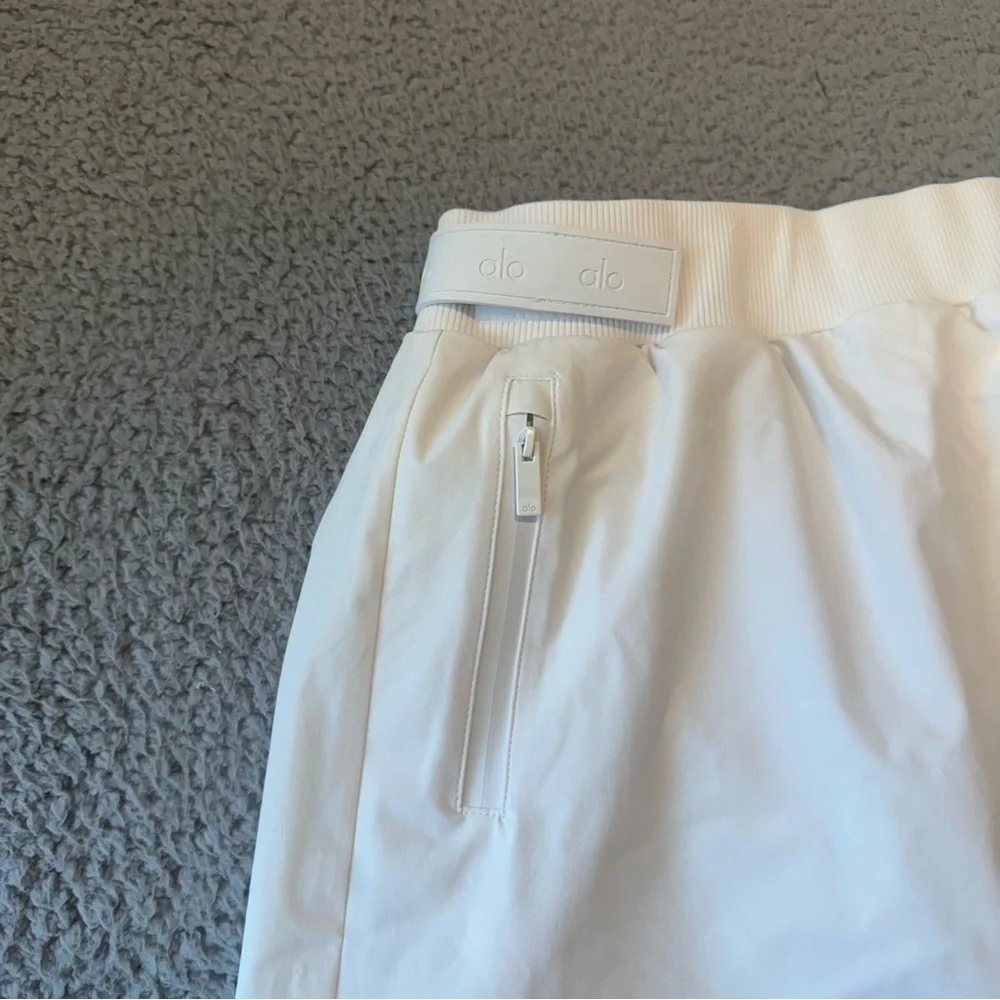Womens Alo High-Waist Elevation Mini Skirt Ivory Large L White